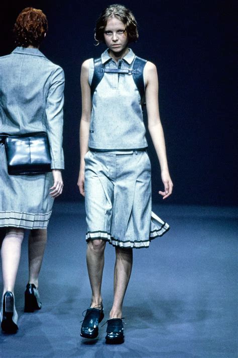 prada campaign 1999|prada fashion shows 1990s.